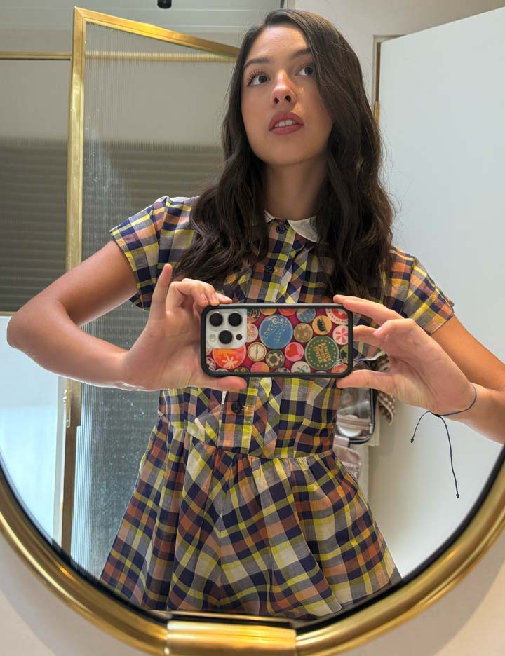 Olivia Rodrigo 聯名款 雛菊花野 手機殼